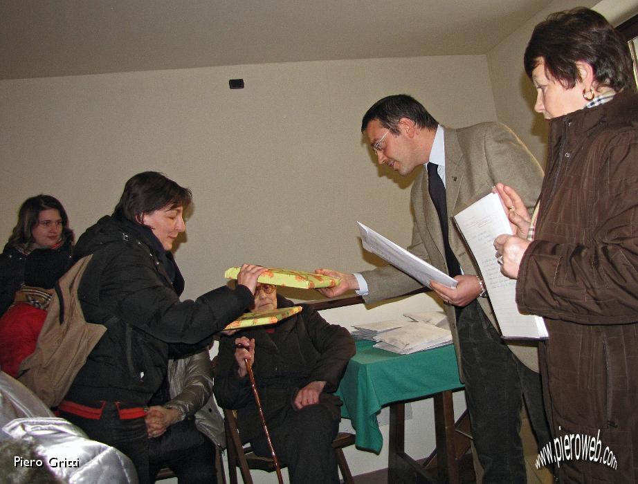 06 Premiazione insegnante.jpg